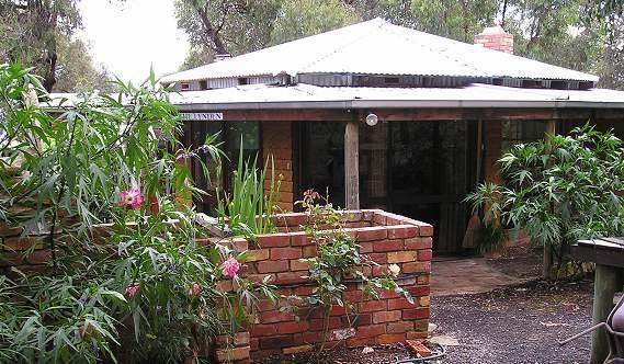 Moonbeam Cottages & Rainbow Cafe Moonambel Стая снимка
