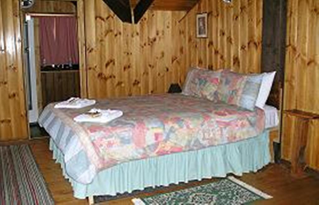 Moonbeam Cottages & Rainbow Cafe Moonambel Стая снимка